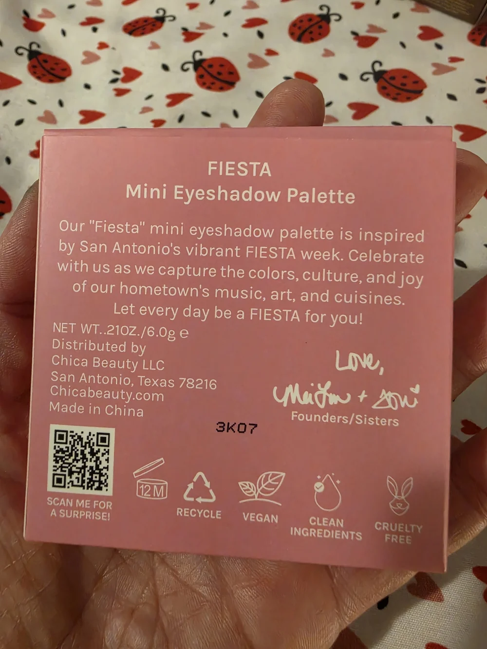 ChicaBeauty Fiesta Mini Eyeshadow Palette — 9 Multi-Color Shades